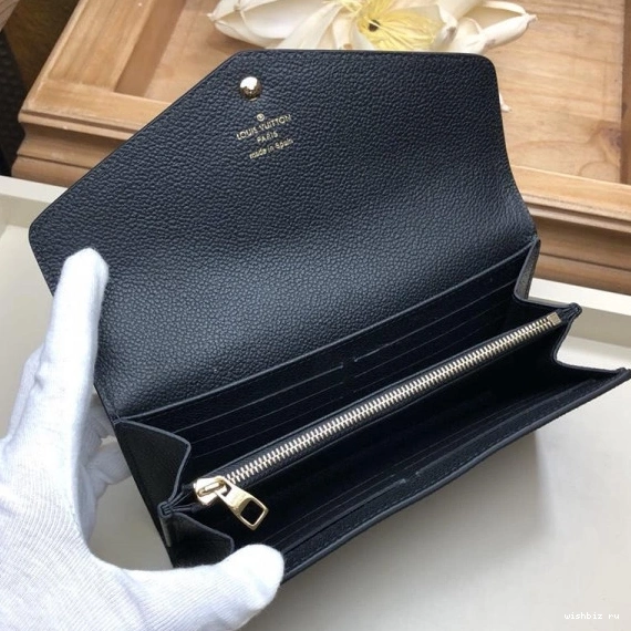 WIS LOUIS SARAH VUITTON WALLET 0729